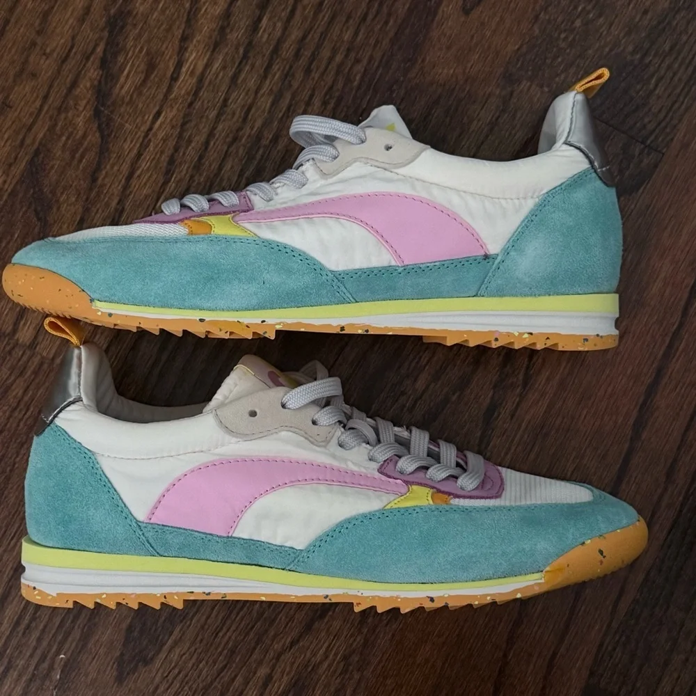 ONCEPT Interstellar Montreal Sneakers - Picture 9 of 12